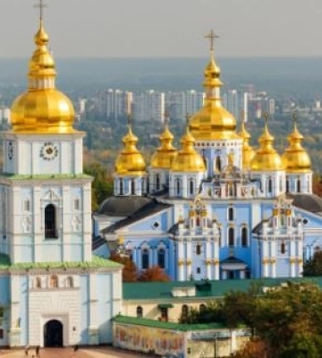 Стало известно, кому украинцы доверяют больше в 2023 году Стало известно, кому украинцы доверяют больше в 2023 году