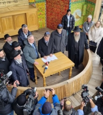 Глава МЗС Ізраїлю відвідав Гостомель і Бабин Яр