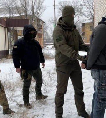 СБУ затримала ворожих інформаторів, які коригували ракетні обстріли позицій ЗСУ