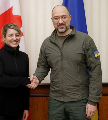 Економіка, відновлення, санкції: Шмигаль зустрівся із главою МЗС Канади
