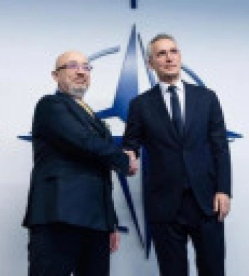 Резніков розповів Столтенбергу про те, як в Україні впроваджують інформаційну систему логістики LOGFAS