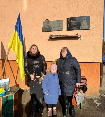 У громаді біля Луцька відкрили меморіальну дошку загиблому Герою Анатолію Чуфарову