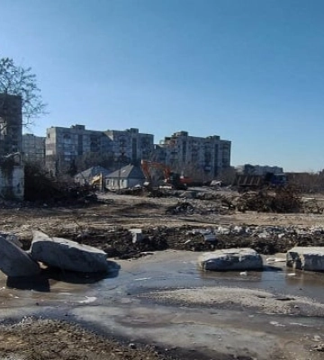 За в'їздом в Маріуполь тепер стежать російські снайпери