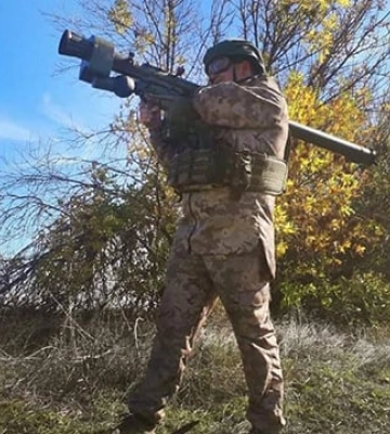 Воїни ЗСУ показали, як знищили російську ракету пострілом із ПЗРК (ВІДЕО)