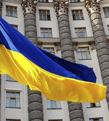 Кадрові зміни продовжуються: Кабмін звільнив з посад сімох заступників міністрів Кадрові зміни продовжуються: Кабмін звільнив з посад сімох заступників міністрів