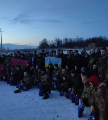 З російського полону повернули захисників &quot;Азовсталі&quot; та Маріуполя