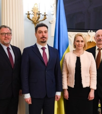 Посол США встретилась с главой  Верховного суда Украины