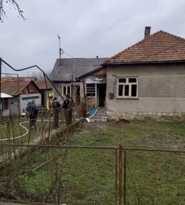 На Закарпатті внаслідок пожежі загинула жінка