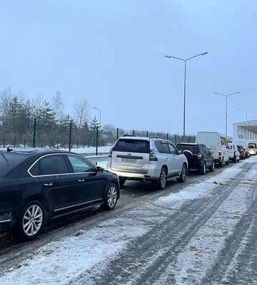Выезд мужчин за границу: во Львове выдали половину всех разрешений в системе &quot;Шлях&quot;