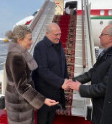 лукашенко прибыл в москву на встречу с путиным