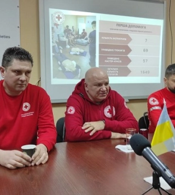 Сумський Червоний Хрест допомагає тилу