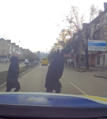 Патрульні показали, як рівняни порушують ПДР (ВІДЕО)