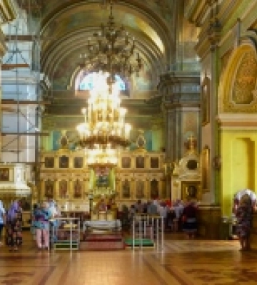 На літургіях у луцькому Святотроїцькому соборі звучатиме українська духовна музика