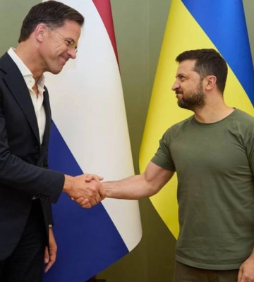 Зеленский встретился с премьером Нидерландов (видео)