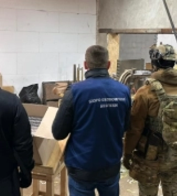 На Закарпатті виявили підпільні цехи з виготовлення сигарет