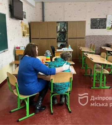 Заступниця мера Дніпра перевірила, як місто піклується про дітей з особливими освітніми потребами 