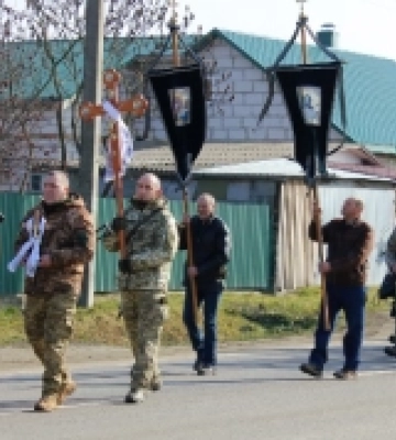 У Радивилові провели в останню дорогу полеглого воїна