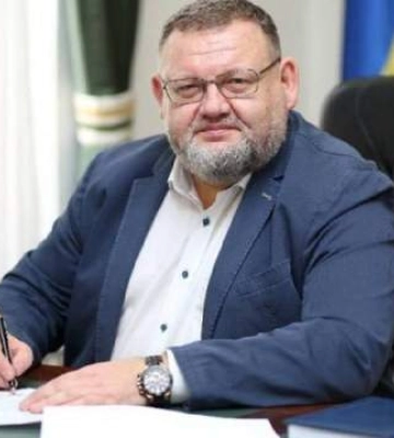 После масштабных обысков Олег Шахрай лишился должности руководителя Львовской таможни