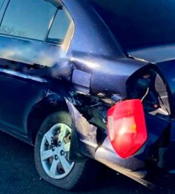 На трасі під Дніпром зіткнулися два автомобілі: є постраждалий