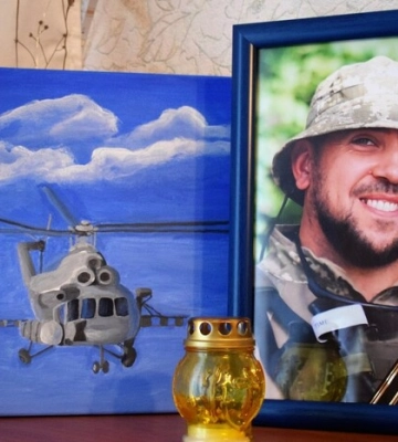 Хвилина мовчання: згадаймо командира екіпажу Мі-8 Сергія Хоміка