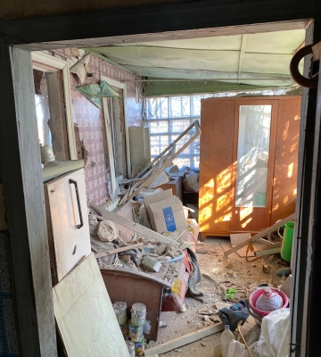 Одна людина загинула та ще одна дістала поранення через ворожі обстріли на Харківщині