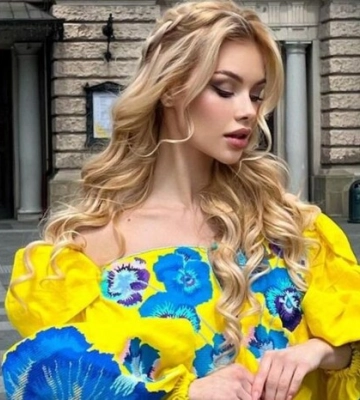 Міс Україна Всесвіт Вікторія Апанасенко повідомила, що виходить заміж та показала обручку