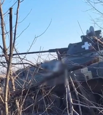Фосфор, магний и артиллерия: в ВСУ показали, как обороняют Авдеевку под Донецком (видео)