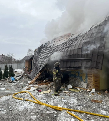 Обстріли Харківщини росіянами: у Вовчанську є загиблий, в Ківшарівці - поранені