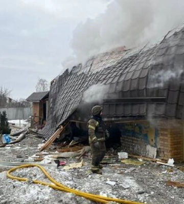 Ворог обстрілює Харківщину, у Вовчанську загинув чоловік, двоє поранених у Ківшарівці, - ОВА. ФОТО