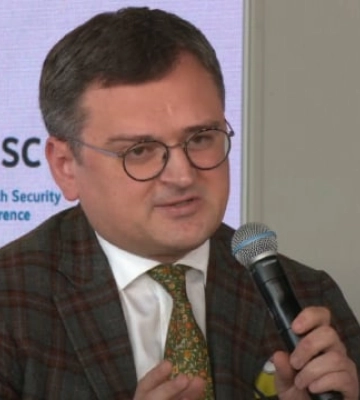 Кулеба: Кінець війни – це коли новий президент РФ на колінах благатиме прощення перед пам’ятникам жертв
