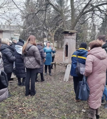 На Рівненщині представили старовинну техніку збирання меду