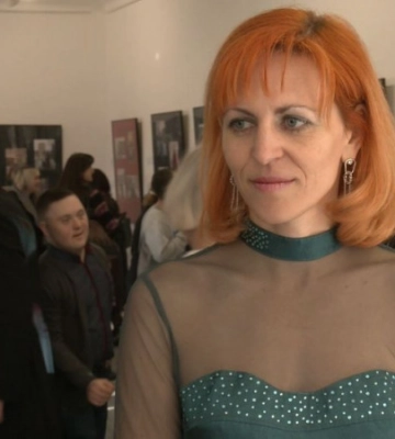 «Краса сонячними очима»: у Луцьку відкрили фотовиставку дітей з синдромом Дауна