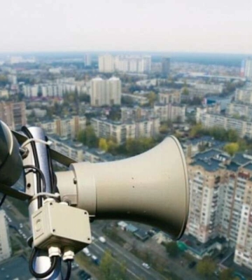 Окупанти з важкої артилерії вдарили по Нікополю, пошкоджено будинки, лінії електропередач, автомийку. ФОТО