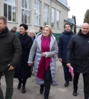 Ірина Верещук зустрілася з переселенцями в Березнівському лісотехнічному коледжі