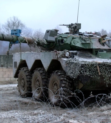 У міноборони Франції розповіли, коли нададуть Україні перші колісні танки AMX-10 RC