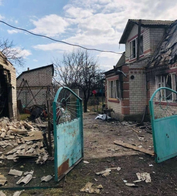 Внаслідок обстрілу Дніпропетровської області поранено двох пенсіонерів: одного у важкому стані