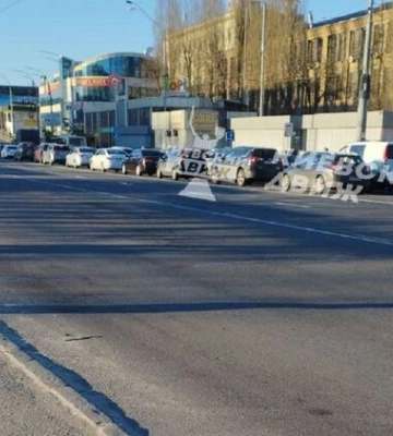 Центр Киева перекрыли для автомобилей: в чем причина