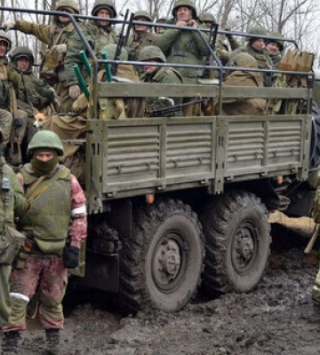 Росіяни планують перекинути до 5 тис. військових з-під Маріуполя на Вугледар, - Андрющенко