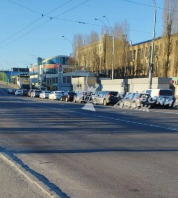 Киев сковали громадные пробки. Центр перекрыт для автомобилей