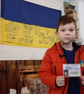 У Харкові шестирічна дитина стала волонтером (відео)