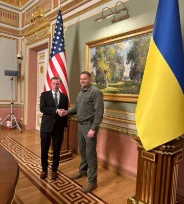 Історичний візит Байдена до України: хто ще прибув із президентом США