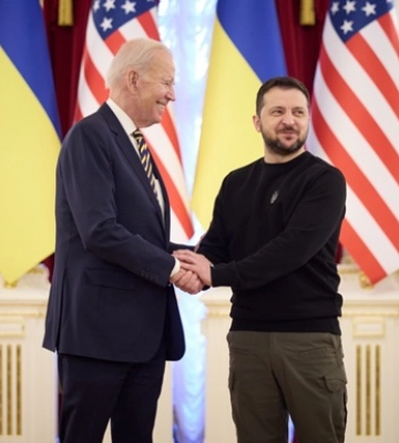 Байден тайно ехал в Украину поездом из Польши - NT