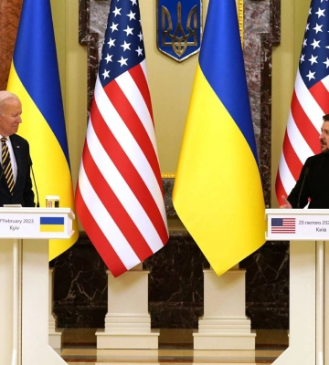 Байден у Києві має намір оголосити про надання Україні артилерійських боєприпасів, протитанкових систем і радарів