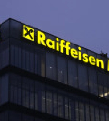 Минфин США проверяет банк Raiffeisen на связи с россией - Reuters