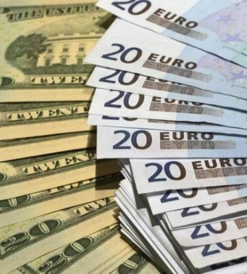 Що чекати від курсу долара у 2023 році?