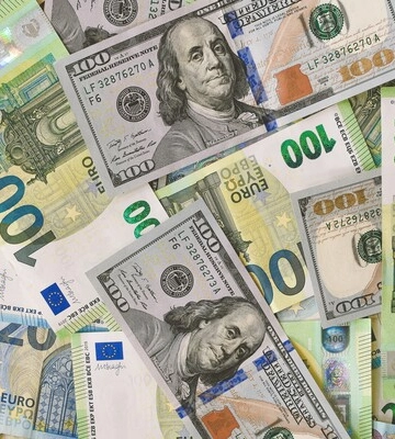 Міністр економіки Франції закликав МВФ виділити 15 млрд євро Україні