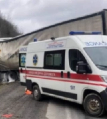 Поблизу Нижніх Воріт на Закарпатті сталася ДТП із загиблими