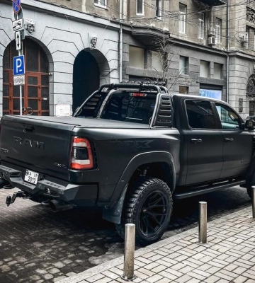 В Україні помітили Dodge RAM TRX на 700 к.с. (Фото)