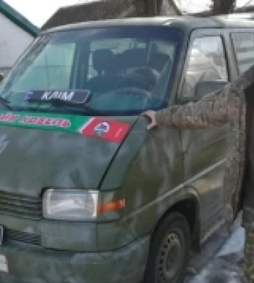 Ковельський «Тайм» передав автівку військовим на передовій