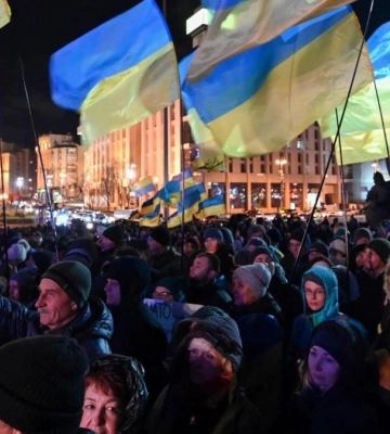 Вшанування Небесної Сотні в Полтаві та меми війни – головне за 20 лютого